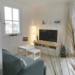 Semesterbostad Haus Elve *